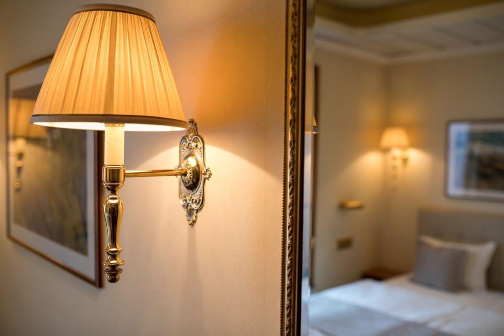 Onriver Hotels - Ms Cezanne Budapest Eksteriør bilde